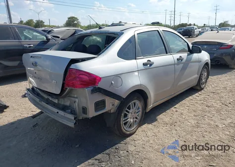 2009 Ford Focus Se z USA, uszkodzony, nr VIN 1FAHP35N89W117412
